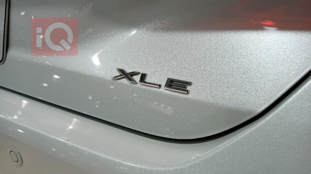 تويوتا أفالون